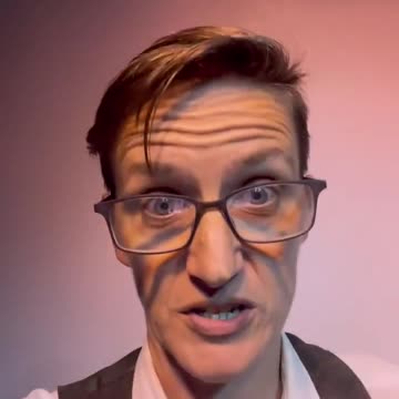 Kate Smurthwaite moaning that no one showed up to her ‘left wing, anti men, feminist, gig.