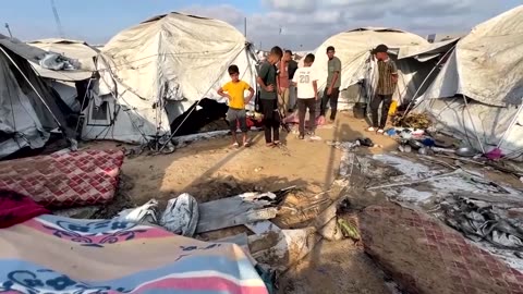 Israel strikes Gaza as truce talks faltering over withdrawal