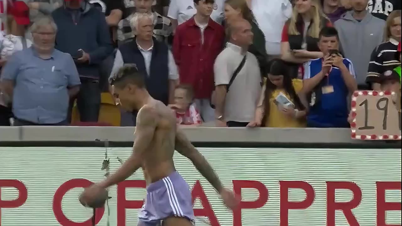 🎥 RAPHINHA CUMPLE SU PROMESA EN MONTJUIC: UN GESTO QUE EMOCIONA AL BARCELONISMO 🙏🔥