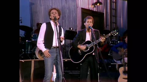 America - Simon & Garfunkel (live)