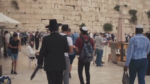 1 Chronicles 16 Ministering Before the Ark