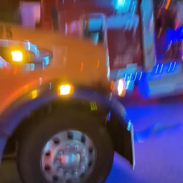 2 wrecks and a fight #reallifetruckers #truckinlifestyle #trucking #reallifetrucker #truckdriving