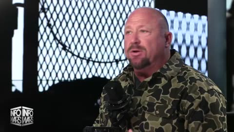 BREAKING: Rich Elites Fleeing To Fortified/Armored Communities Ahead Of Collapse!