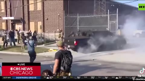 Clashes ERUPT outside Chicago ICE facility