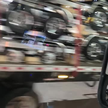 Pull them brakes anywhere #ourtruckinglife #truckdriving #trucker