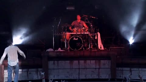 It's Not Me - 3 Doors Down (live)