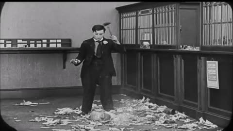 Buster Keaton's The Haunted House (1921)