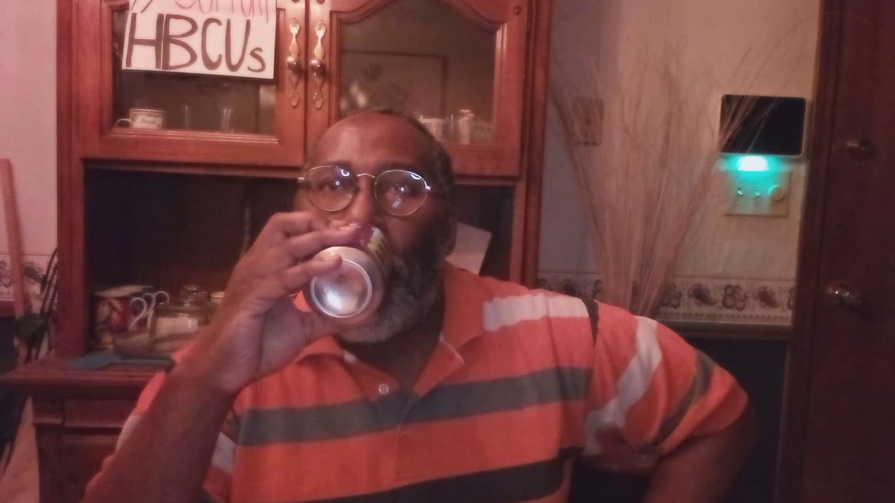 Introducing Poppi: the brand-new soft drink for the ages (original)