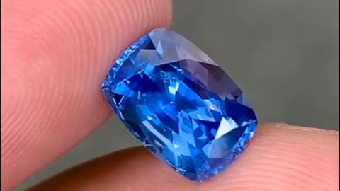 beautiful royal blue sapphire gemstone.