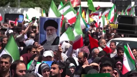 European and Iranian ministers hold nuclear talks as Israeli strikes continue