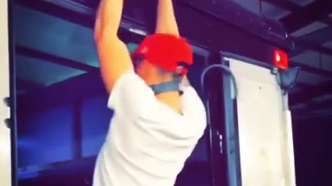 Close Grip Pull Ups 20 Reps, 6 Sets Crushing Back, Shoulders, Triceps and Biceps Gains