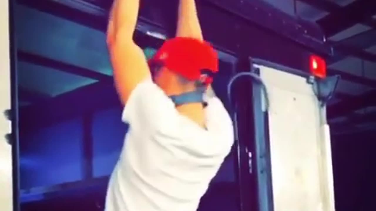 Close Grip Pull Ups 20 Reps, 6 Sets Crushing Back, Shoulders, Triceps and Biceps Gains