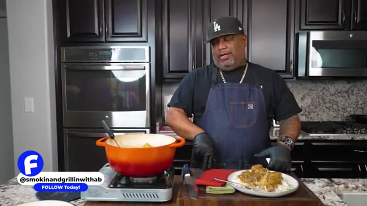 Mouthwatering Stewed Chicken in Rich Gravy!