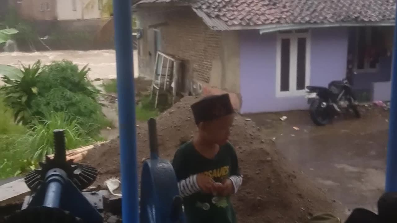 Citarik river dam tour,