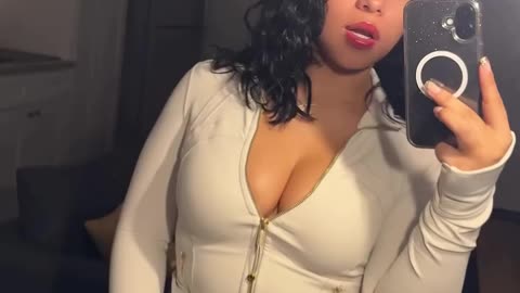 All White Holly Hennessy