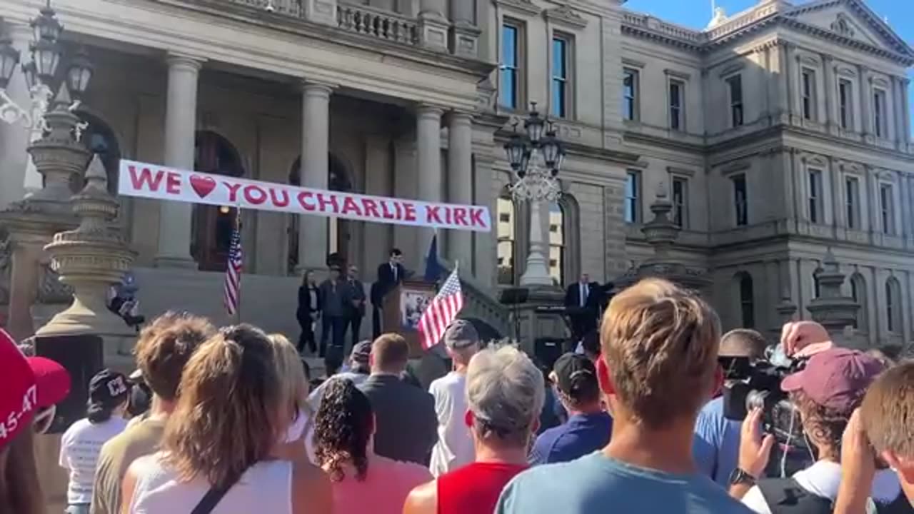Hundreds gather for Charlie Kirk vigil in Lansing