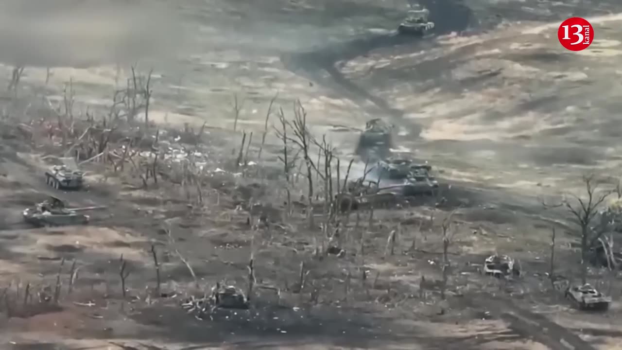 Russians fall into a trap in 3 directions in Dobropillia - soldiers throw down weapons and surrender
