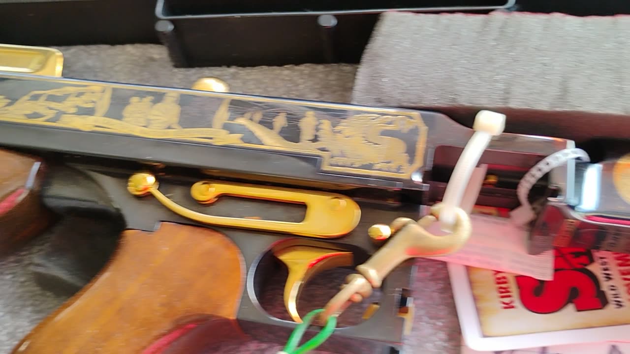 Beautiful 24 karat gold plated machine g