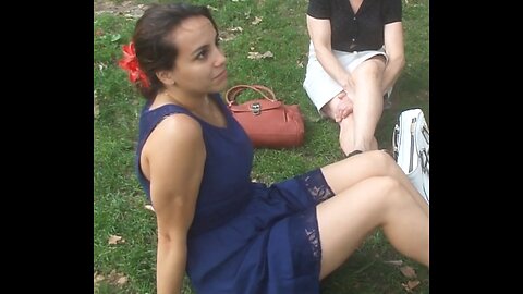 Luodong Massages Cute White Woman In Blue Dress At The Park