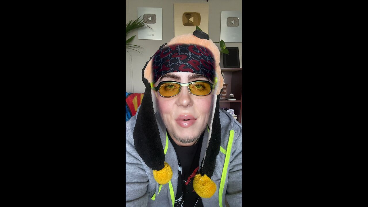 “I Turned into 100 Versions of Billie Eilish! | Italianinho Comedy”