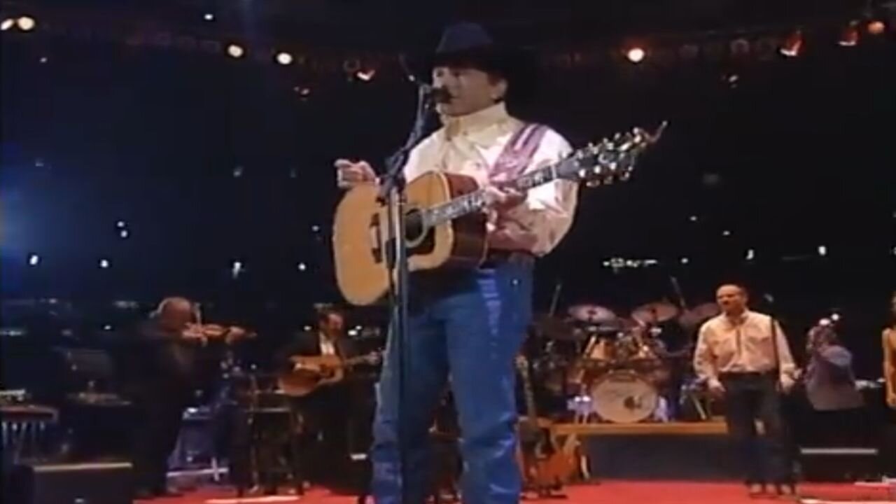 Amarillo by Morning - George Strait (Live 2002)