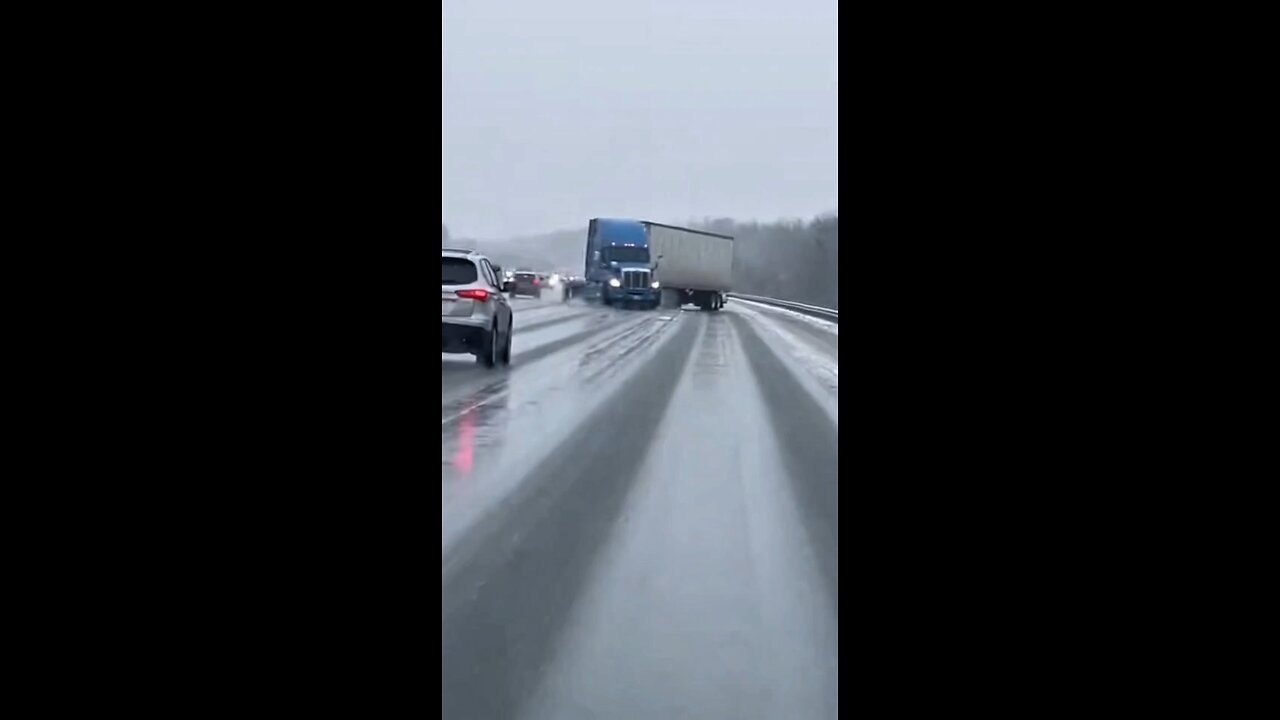 uck 18 wheeler has a terrible accident!