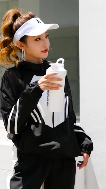 Women's Hooded Sports Set - Breathable Mesh Jacket and Pants, Two-Piece Sportswear