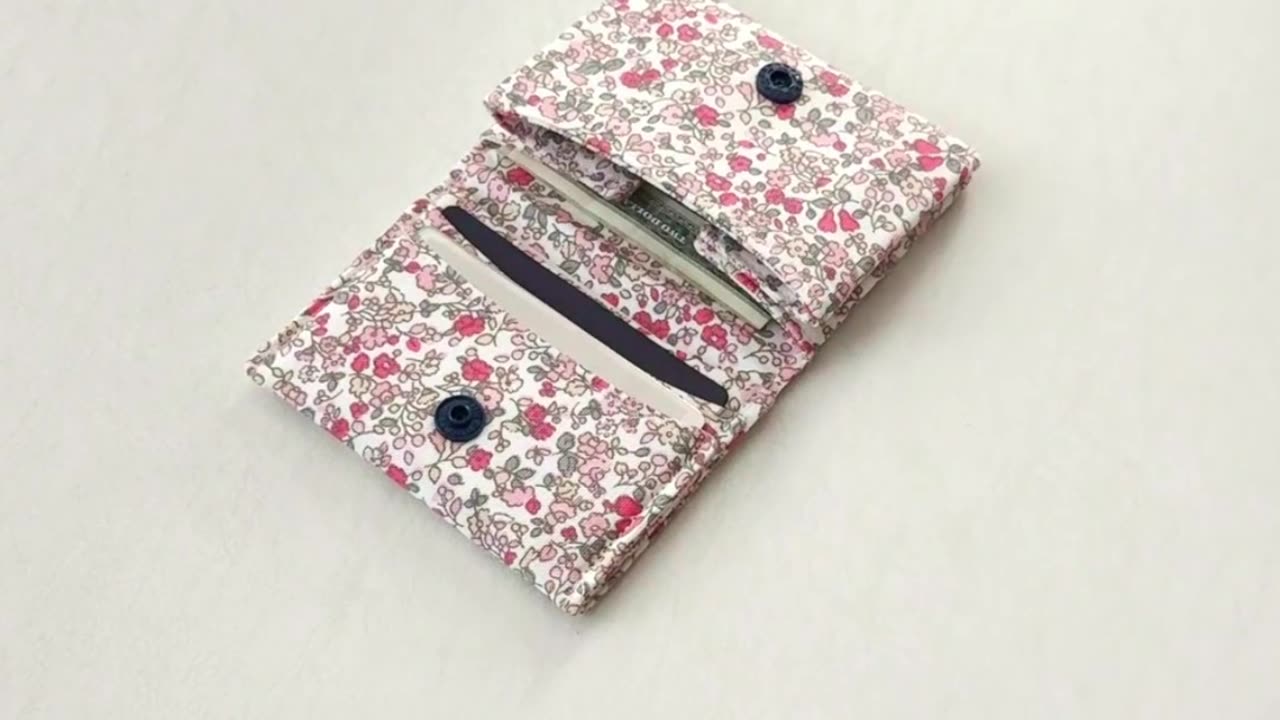 Wallet w/ multiple slots👛💳✨ | DIY | Quick Sewing Tips No.287