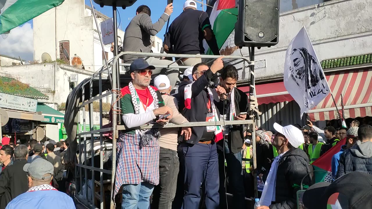 مسيرة حاشدة شعبية استنكارا لرسو سفن العدو بميناء طنجة تنديدا بالإبادة الجماعية 20 04 2025 كلمة