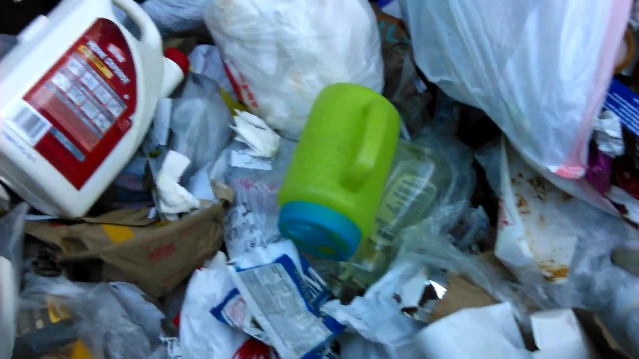 MyCokeRewards Dumpster Dive (09)