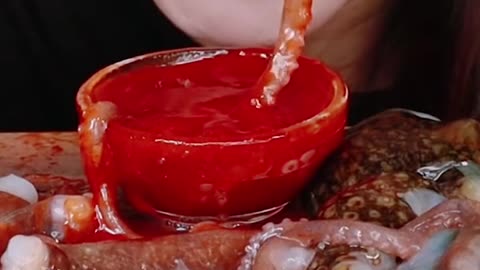 Live Octopus Mukbang