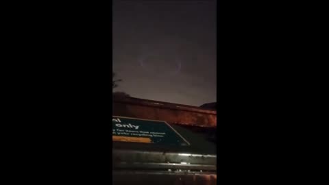Cette photo a été prise au sud-est de Glasgow... Portail