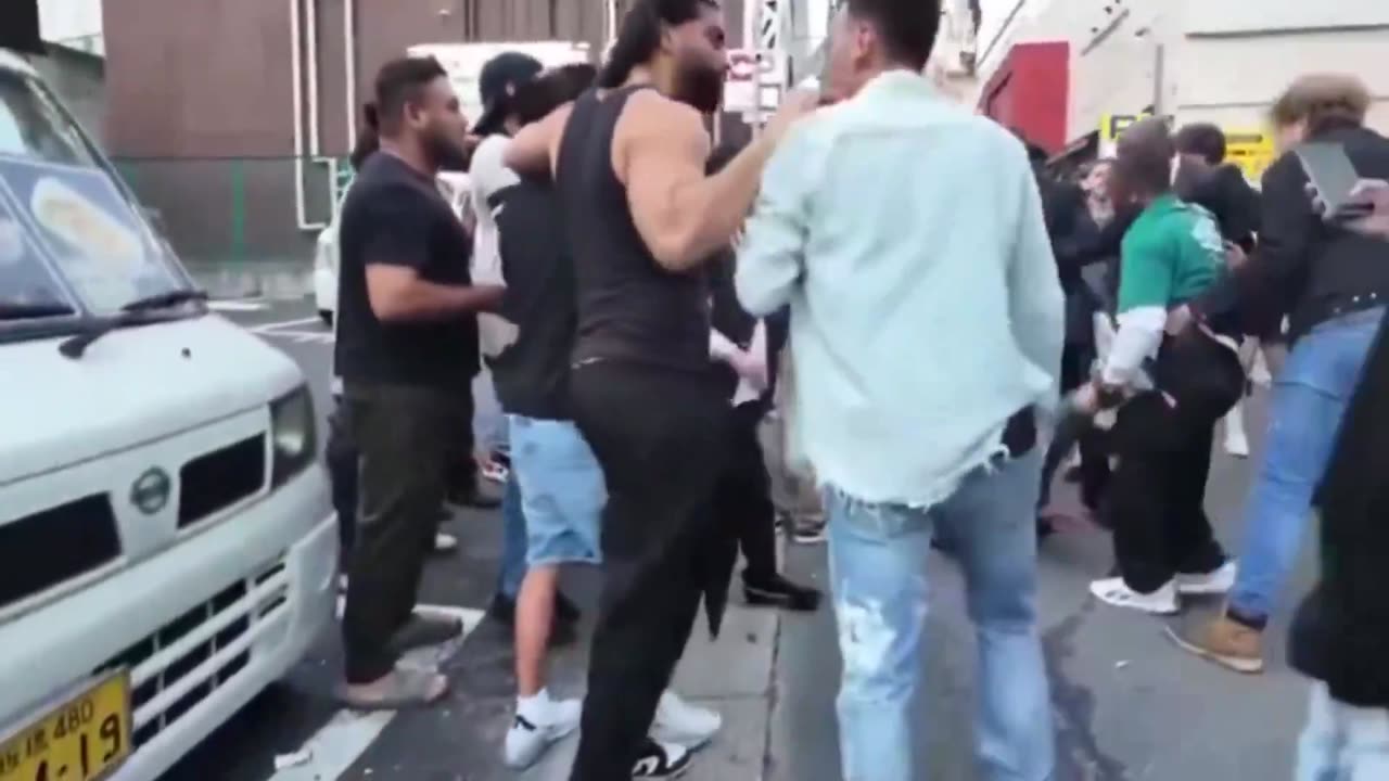 Knife fight in japan with NGGR