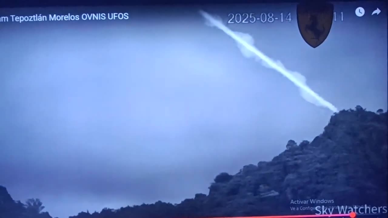 Cette forme unique d'OVNI a été observée dans les anciennes pyramides mexicaines.