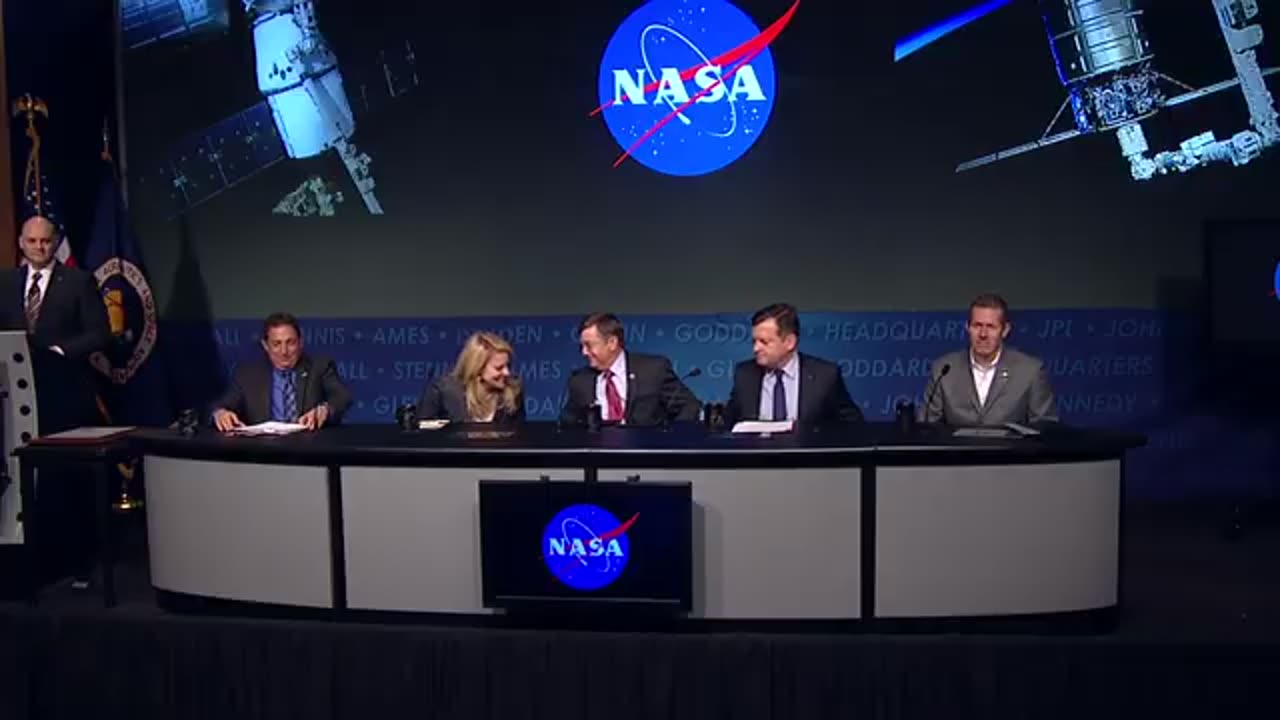 Tisková konference NASA o dokončení programu COTS