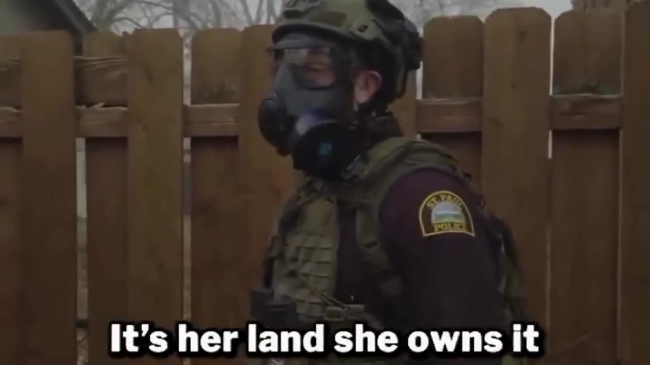 Saint Paul resident was threatened with obstruction when she would not allow police