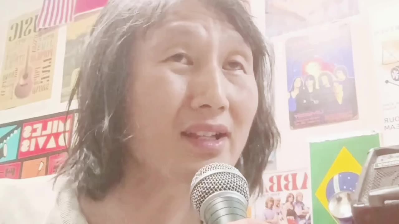 Sing) We belong/ Pat Bebanar (Short cover)