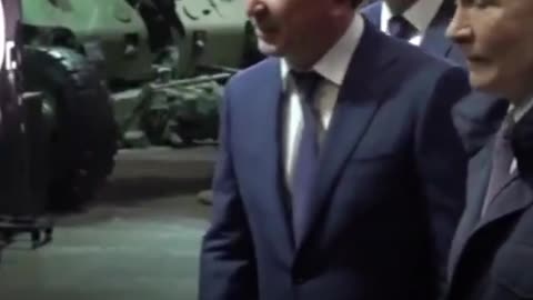 Putin inspecciona el novedoso armamento fabricado en Rusia