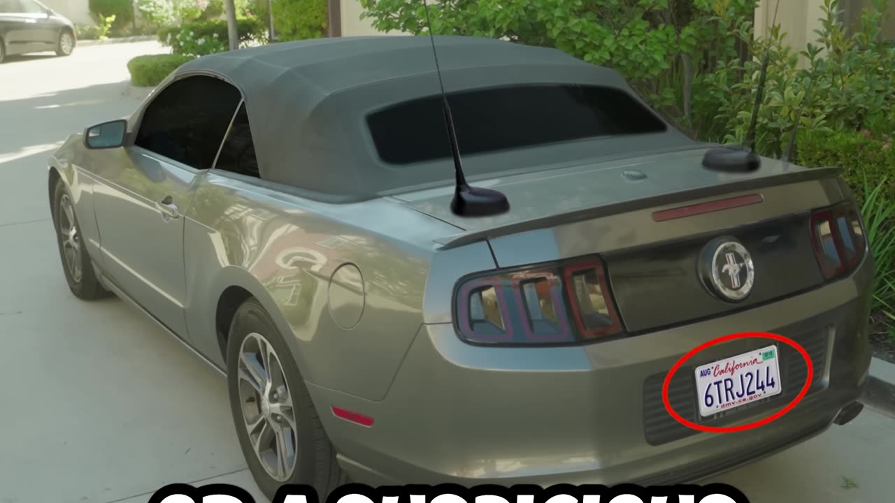 How To Spot An Undercover Cop