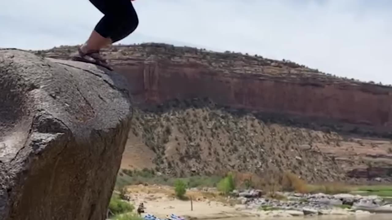 Diving Hilarious Fails Caught on Camera 😆💖😂😍 | Funniest Diving Compilation 2025