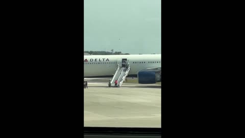 Delta Airlines plane Catches Fire at Orlando International Airport