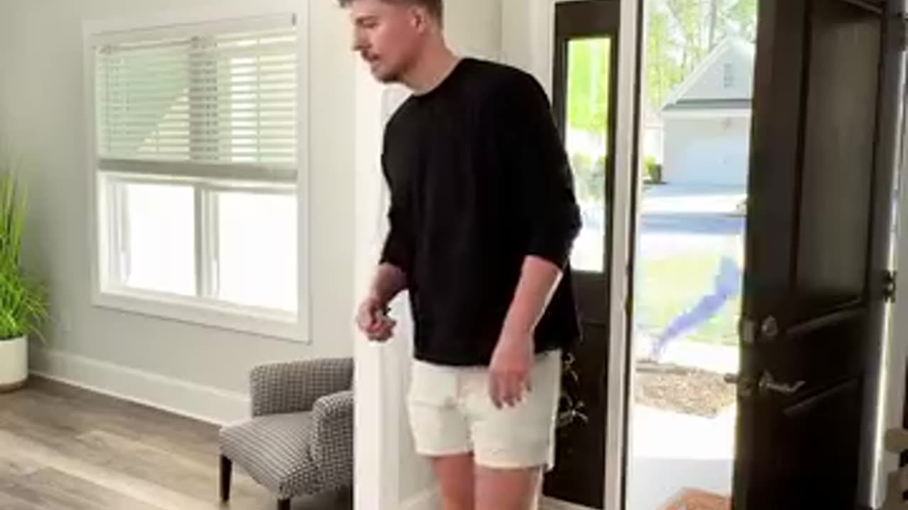 Viral: The World's Fastest Cleaners