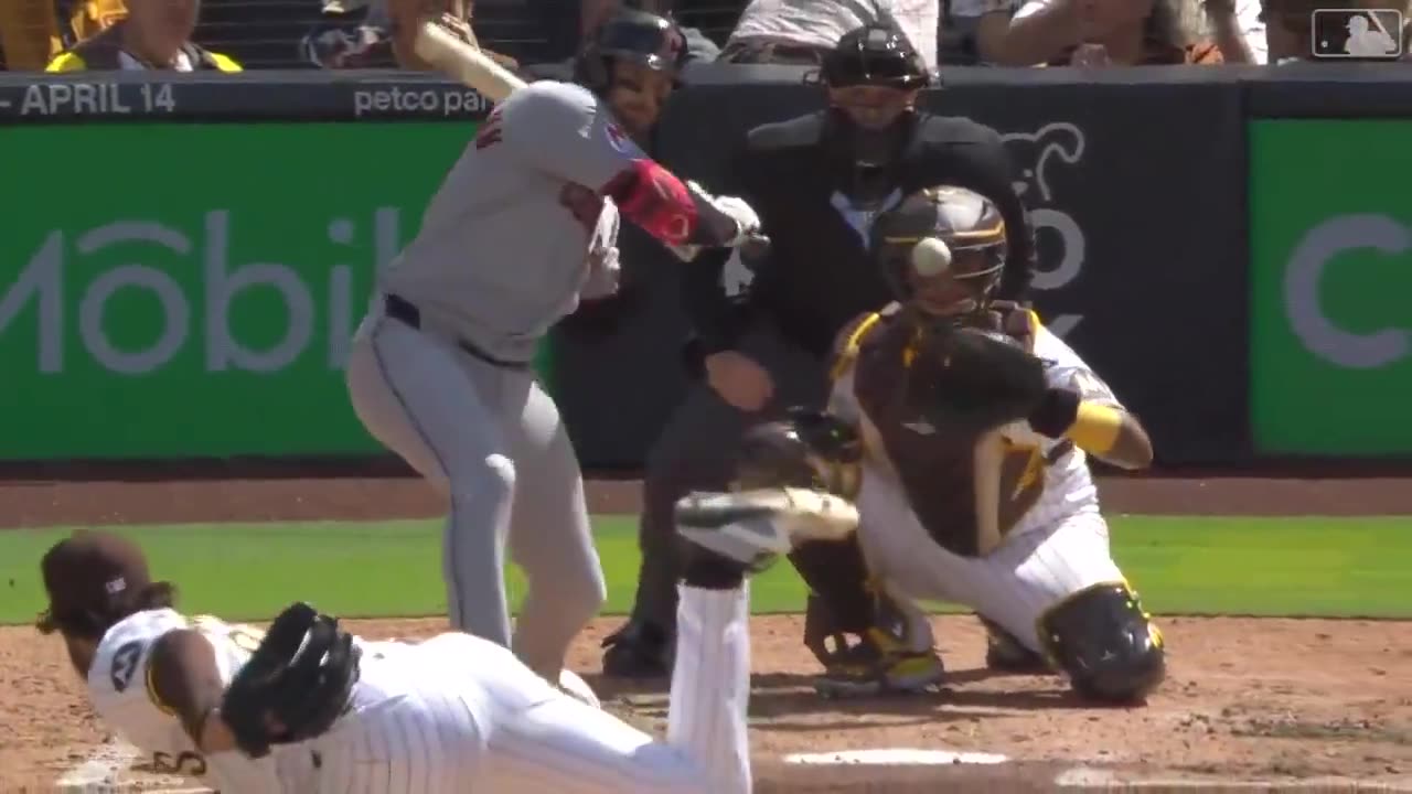 MLB - 7 Ks from Dylan Cease 😤