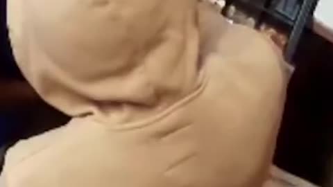 Man Brings Coke to Counter, then Steals Cash at Gunpoint