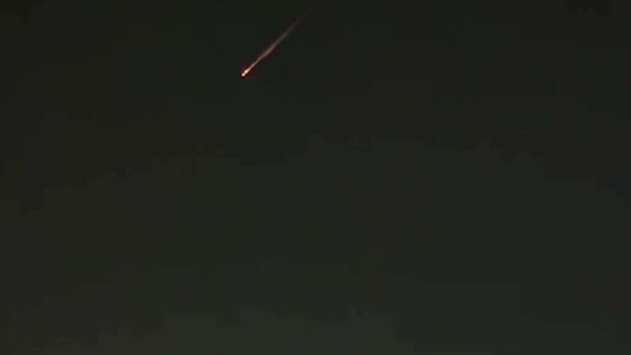 Iranian ballistic missile seen over Jerusalem
