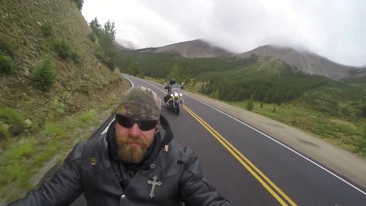 Ripping Motorcycles in the Rockies!