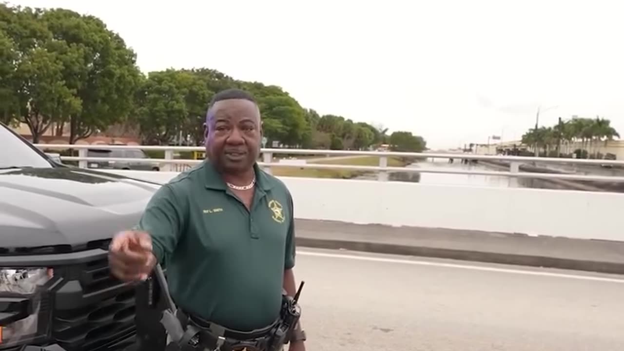 Cop gets embarrassed at the end 😬