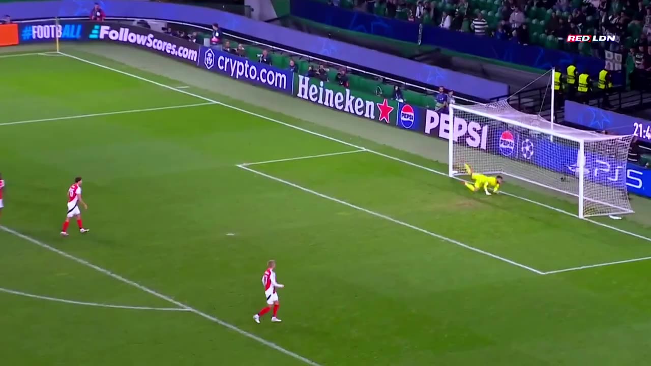 David Raya Insane Saves! 🧤🔥