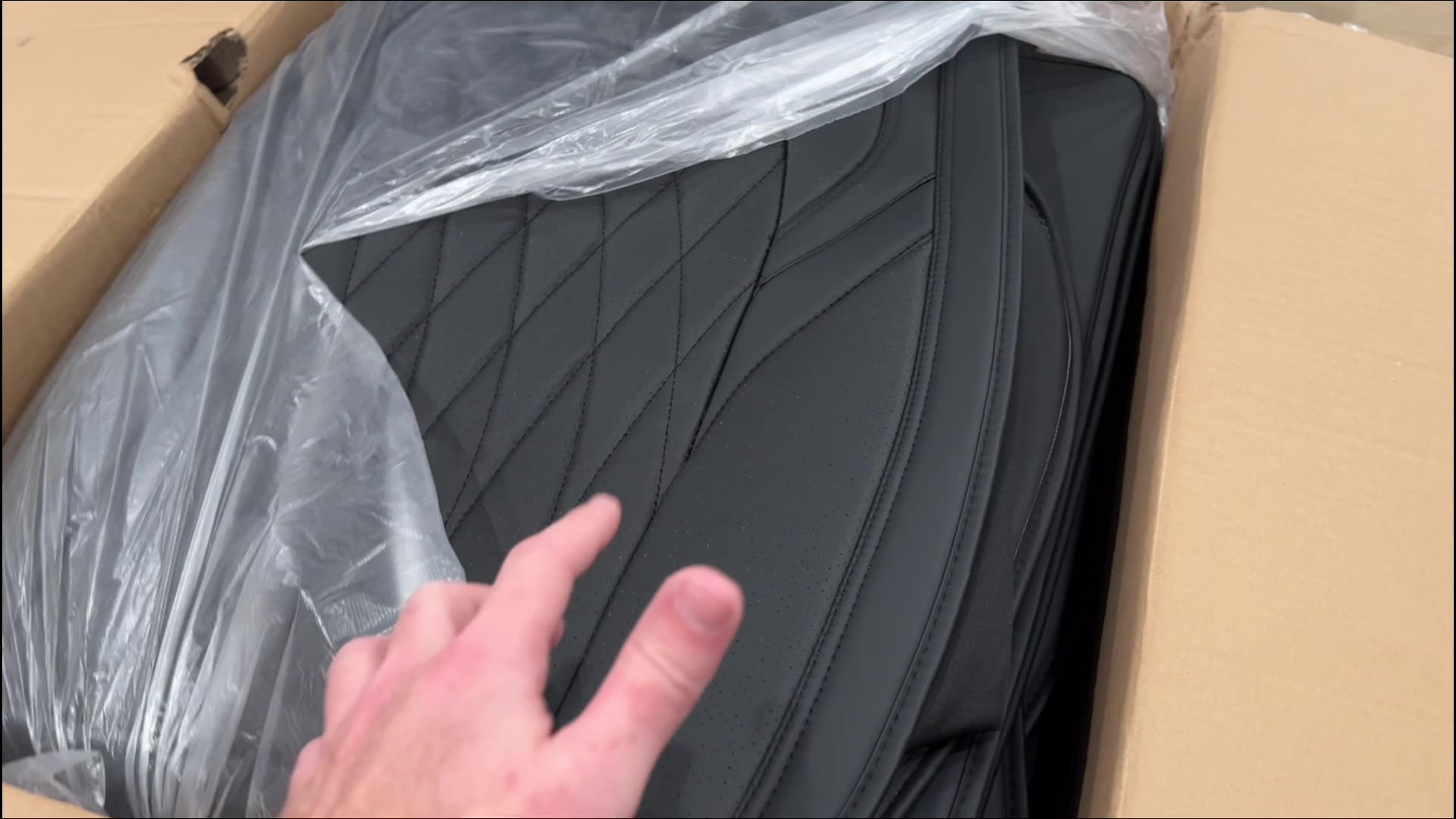 Quick Overview WELLDO Car Seat Covers