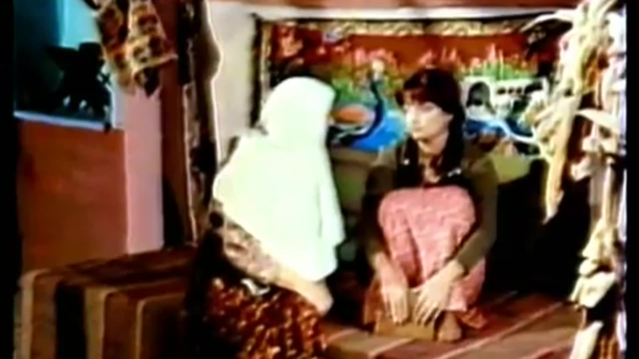 Taşra Kızı